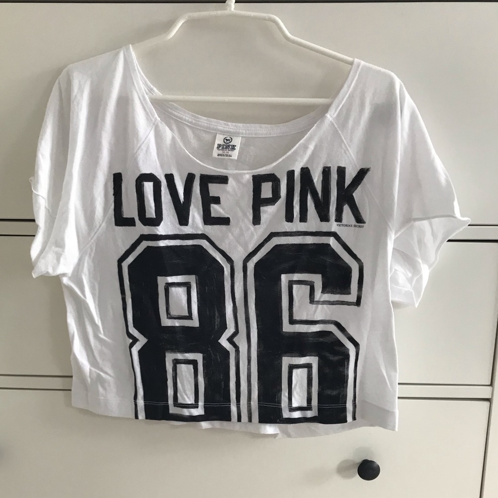 A crop top